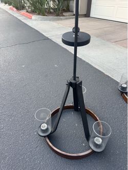 Light fixtures
