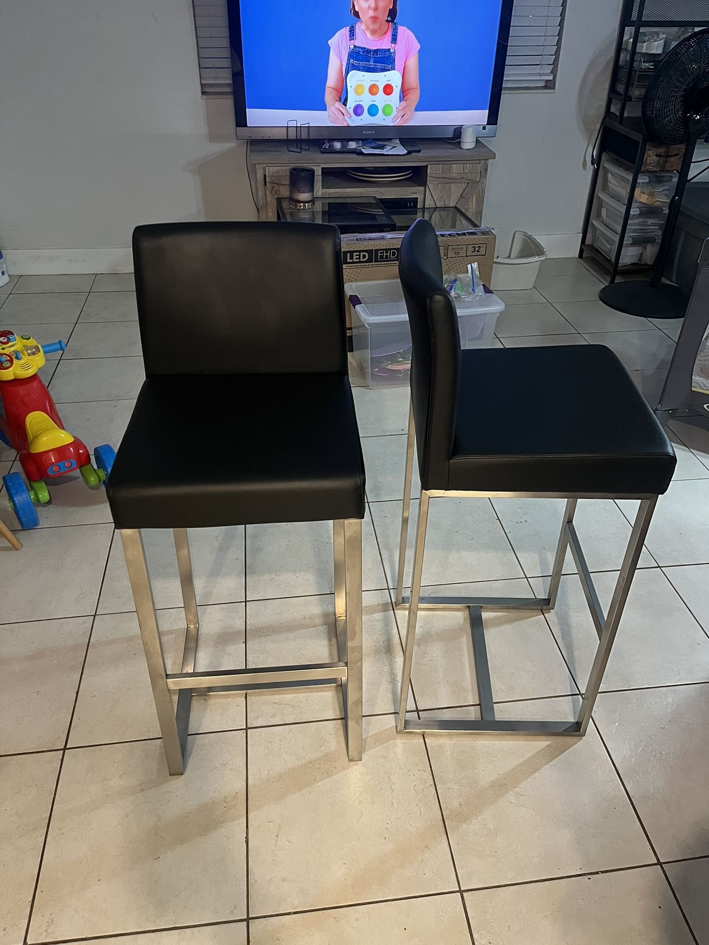 4 Black Leather Bar Stools