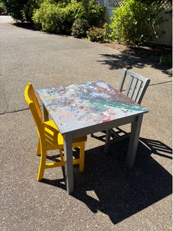 Wood Pottery Barn kids table and chairs