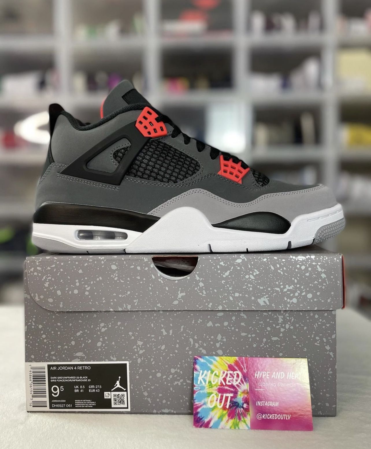 BRAND NEW* Nike Air Jordan “Infrared” Size Men