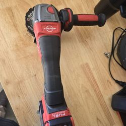 Milwaukee Fuel Grinder M18 And Battery