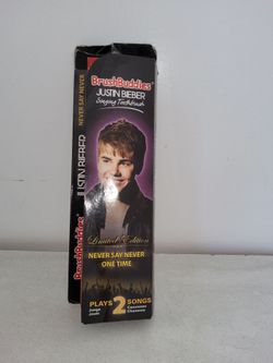 JUSTin BIEBER SINGING TOOTHBRUSH