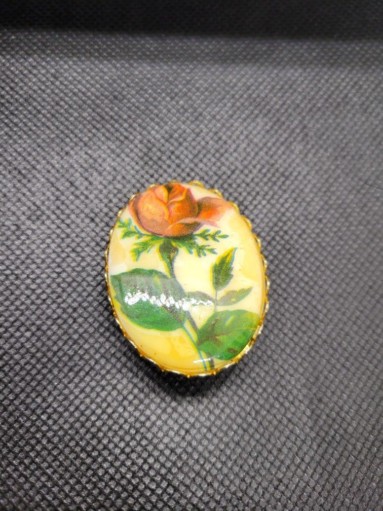 Vintage Floral Brooch