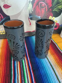Vaso negro ($10 cada uno