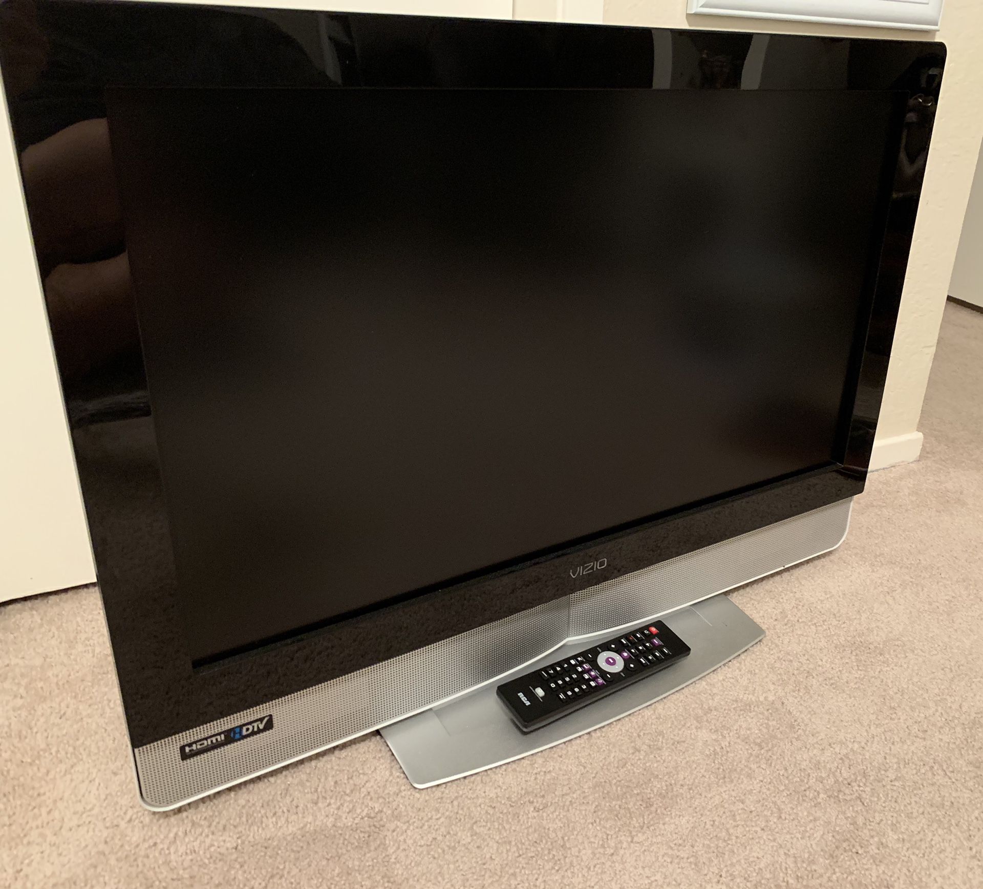32 inch Vizio TV