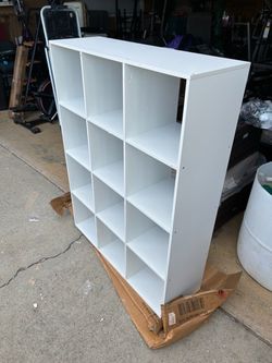 White 12-Cube Storage Shelf Organizer