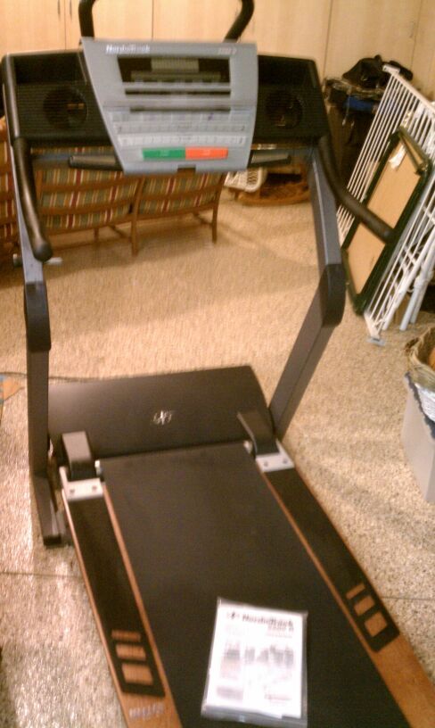 NordicTrack 5500R Treadmill w/Flexdeck