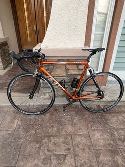Felt Carbon Fiber Men’s Road Bike