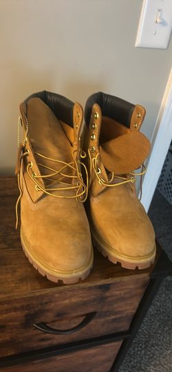 10.5 men’s Timberland Boots