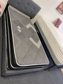 Twin mattress