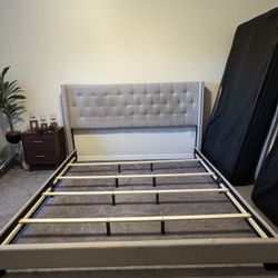 King Bed And Box Spring No Mattress included