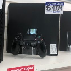 PS4 W/ Controller 