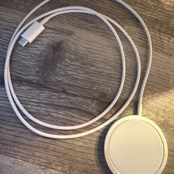 Wireless Apple Charger 