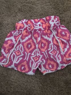 Girls shorts size 2t