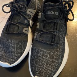 Adidas Size 8 Men running Shoes - Nice