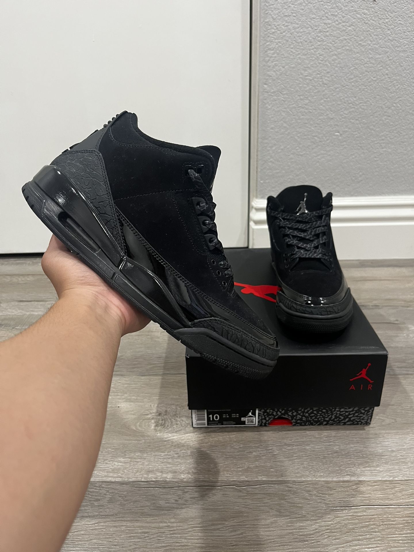 Jordan 3 Black Cat