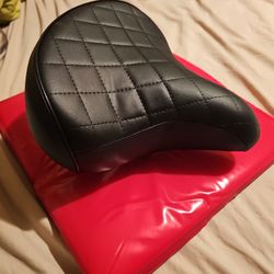 Diamond Pattern Beach Cruiser Bike Seat