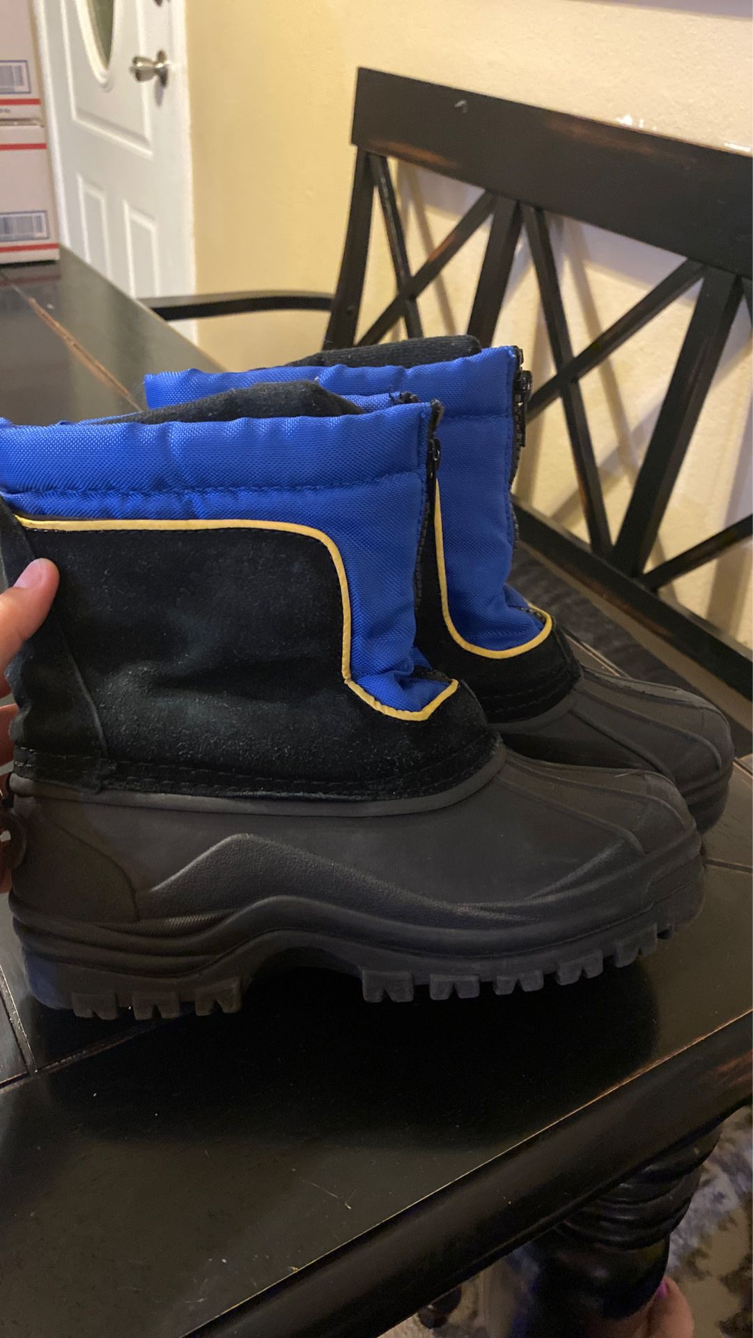 Youth size 4 blue black snow boots