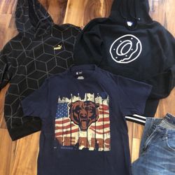 Bundle Of Clothes Size M Youth  . Jeans Lucky Brand Size W30 L30 Like New. Very Soft Material 