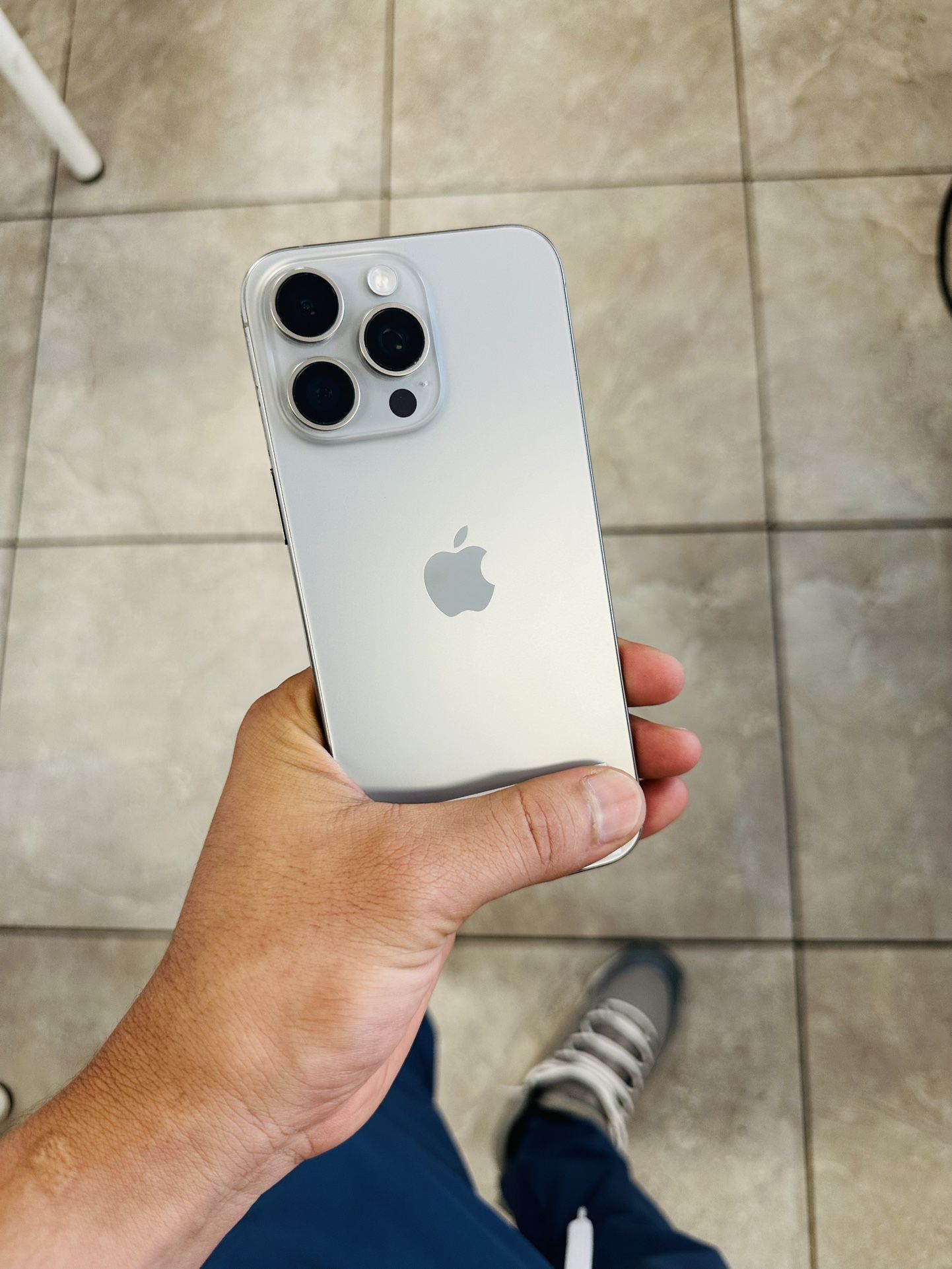 iPhone 15 Pro Max