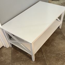 (NEW) 40” Wide White Coffee Table