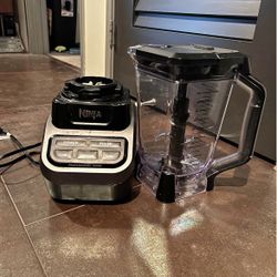Ninja Professional Blender – Works Great – Pitcher Included 