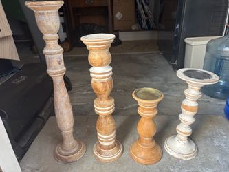 Set of 4 Wooden Pillar Candleholders