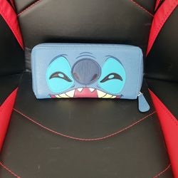 Stitch Loungefly Wallet