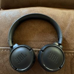 JBL Tune 520 BT