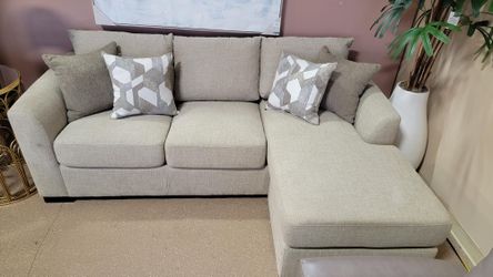 Hot Deal>>> Casual Transitional Sofa Bed!! Available in 2 Colors!!