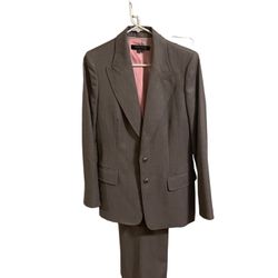 Ann Klein Woman’s 2 piece executive pants suit Size 10 EUC