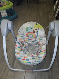 Bright Starts Playful Paradise Portable Compact Baby Swing with Toys