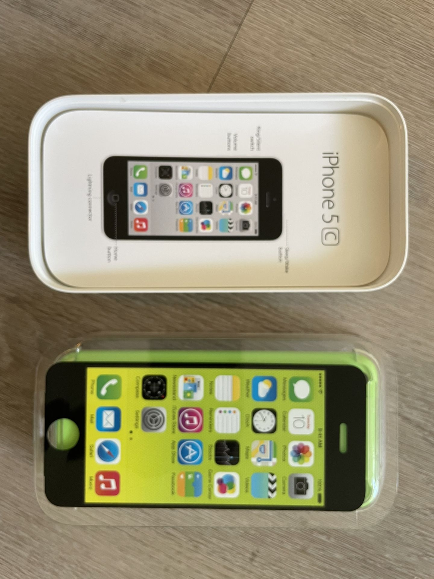 iPhone 5C Brand New in box