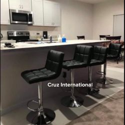 New 4 Black Bar Stools 