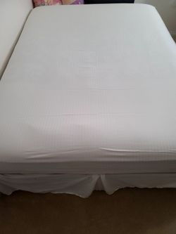 Queen bed
