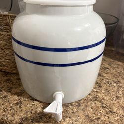 5 Gallon Water Ceramic Dispenser - Free