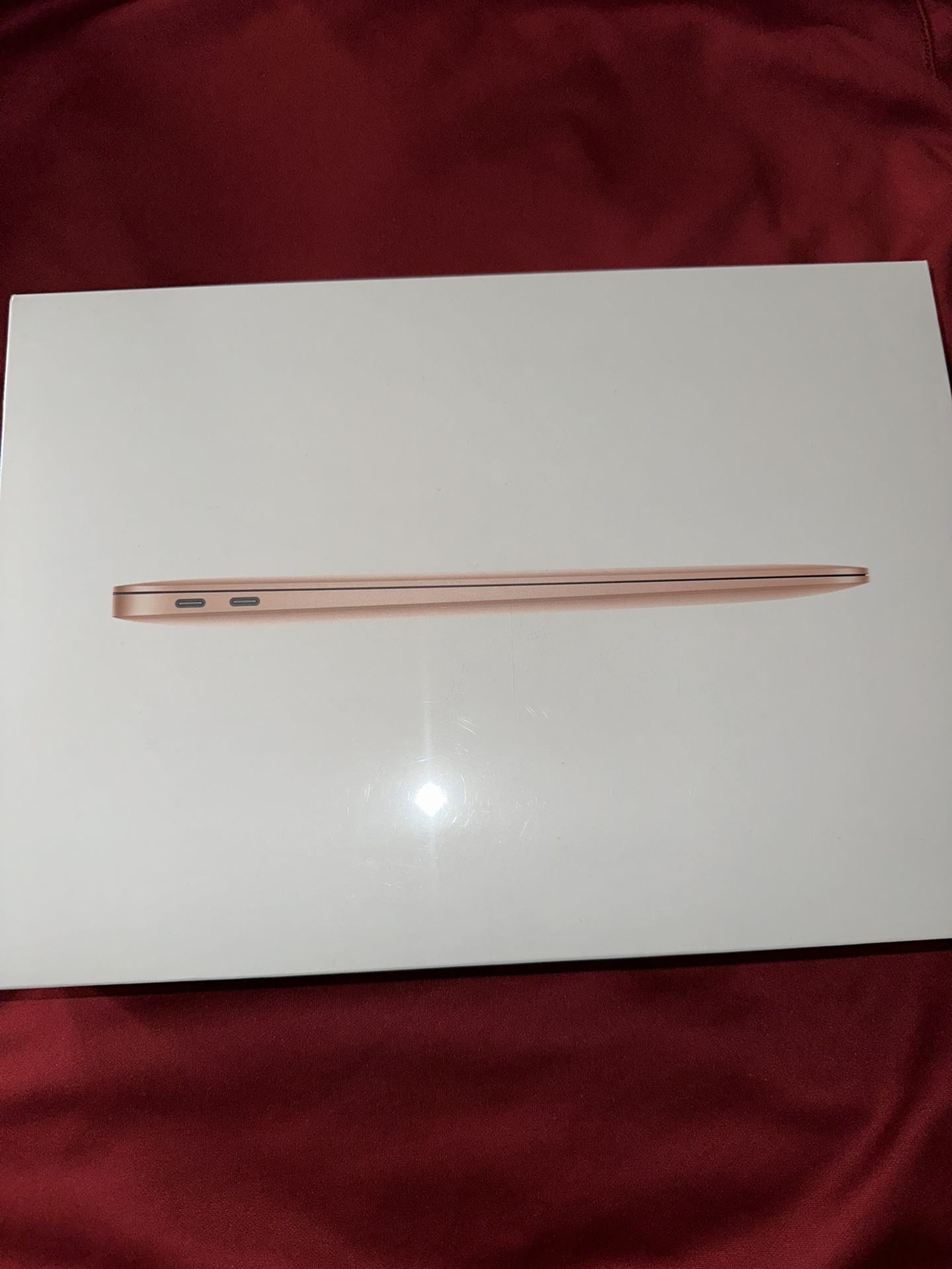 Gold Apple MacBook Air New 13 Inch With M1 Chip With 8gb Ram 512gb SSD New Sealed