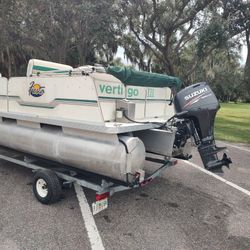 2011 Fiesta Sun Fisher 16 ft pontoon boat, motor and trailer package