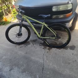 Breez Mountain Bike