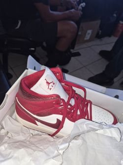 Jordan Shoes | Jordan 1 Mid Tiki Leaf Team