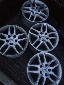 Ford rim