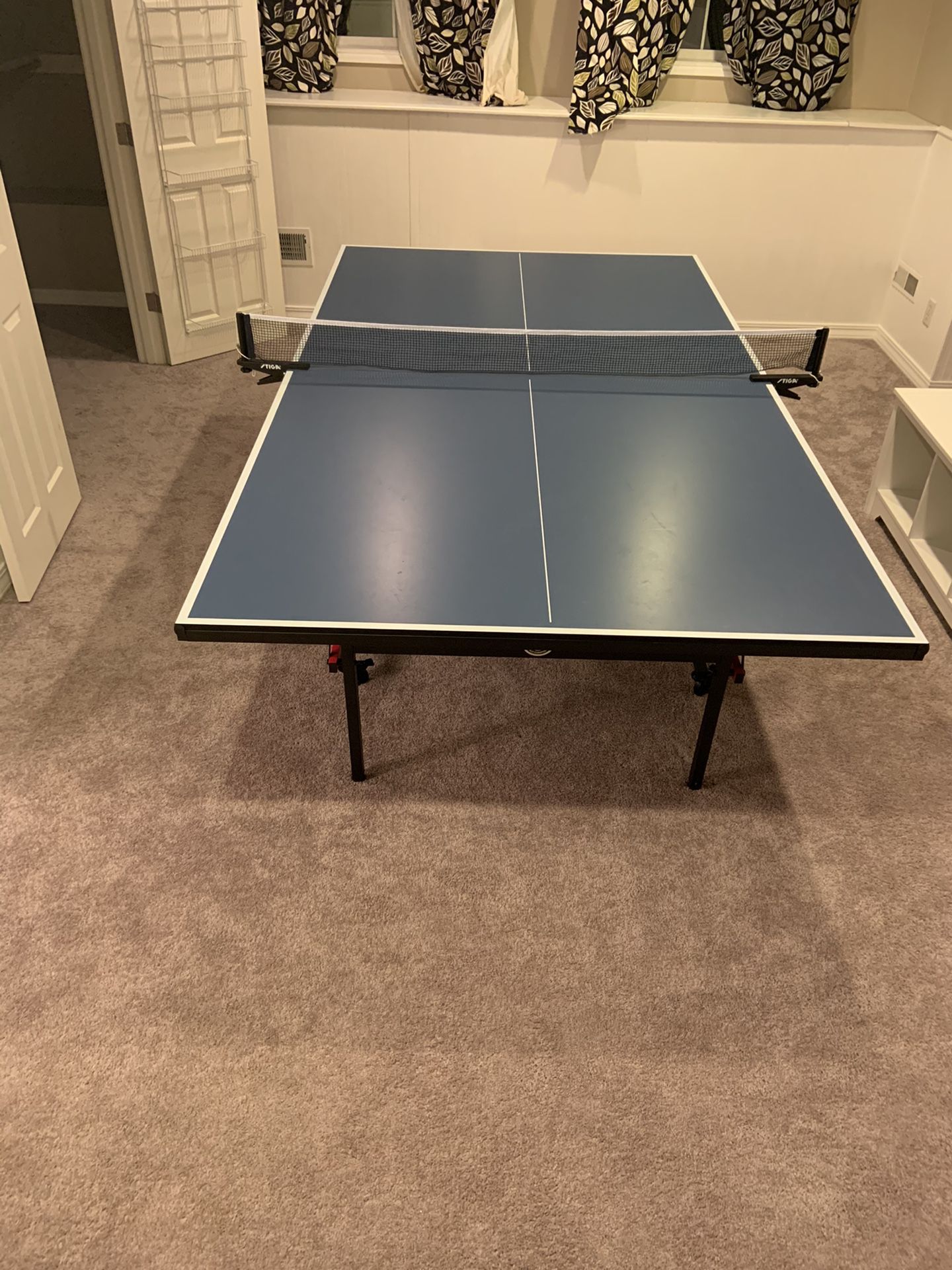 Stiga Advantage Ping Pong Table