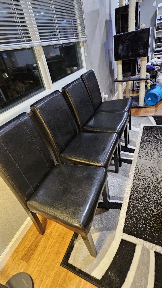 Set Of 4 Dining Chairs 