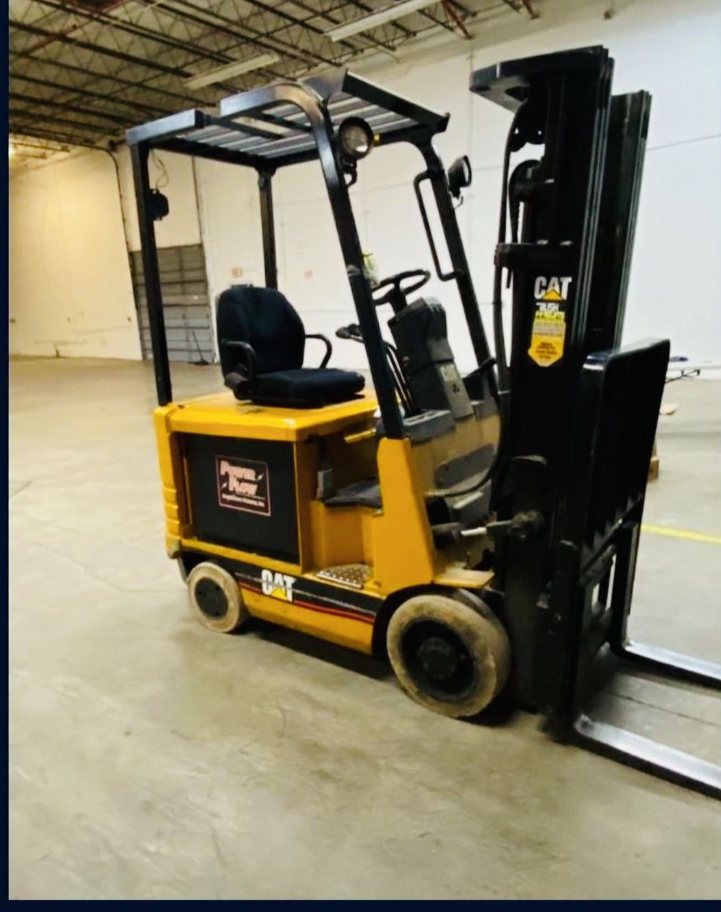 Electric Caterpillar Forklift