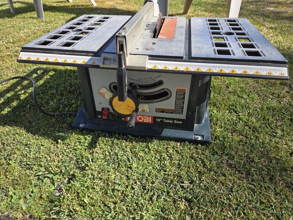 Ryobi Table Saw