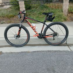 Scott's 29 Inch Mountain Bike
