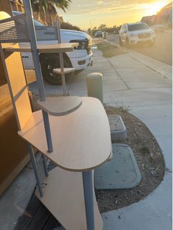 Computer desk