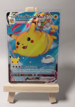Pokémon Flying Pikachu VMAX Ultra Rare Holo Celebrations Card 007/025