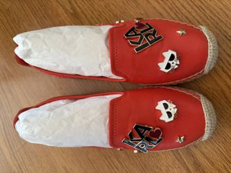 SIZE 6 KARL LAGERFELD