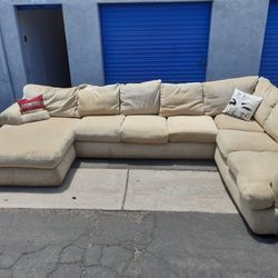 Comfortable huge sectional couch